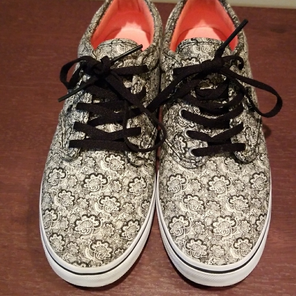 Vans Sneakers